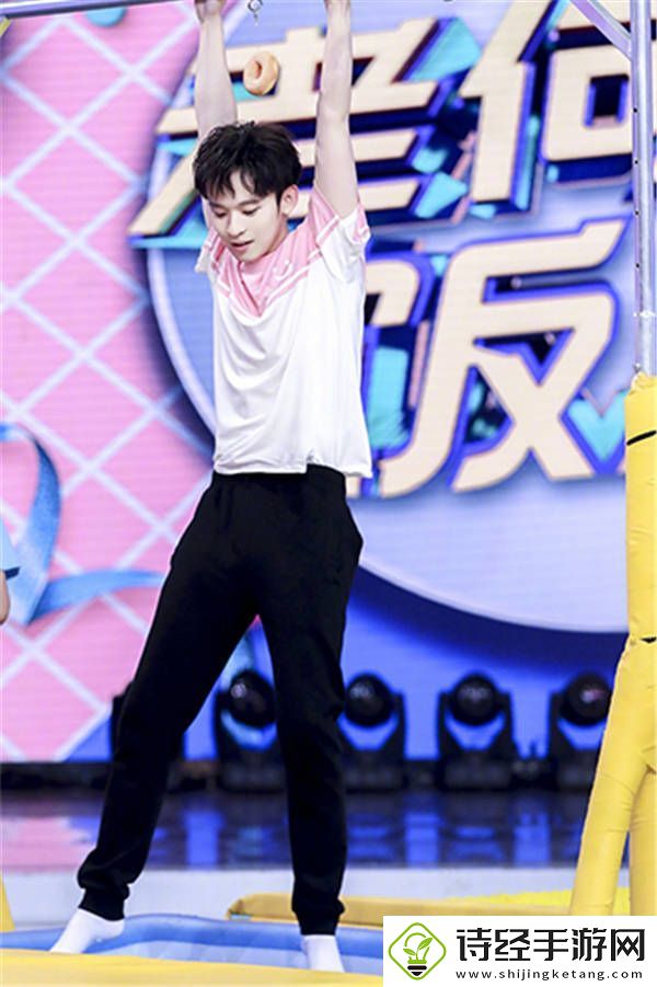 又瘦又白！董子健快本少年感满满