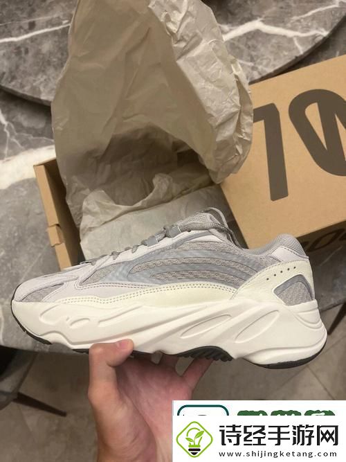 yeezy水蜜桃v2值得入手吗